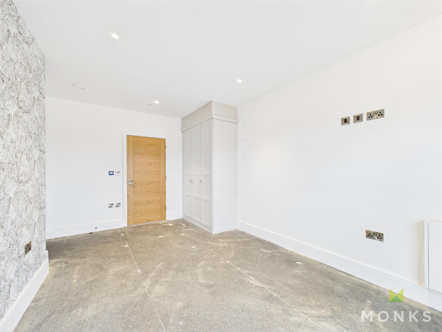 Penthouse 36 Old Coleham Court, Shrewsbury, SY3 7BS For Sale